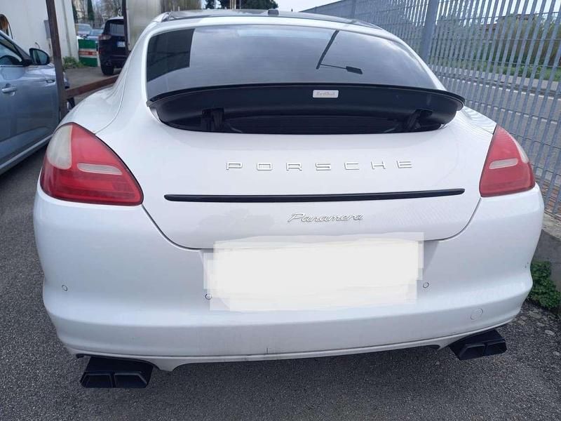 Usata Porsche Panamera 299 CV (219 kW) 2012 Bianco Berlina