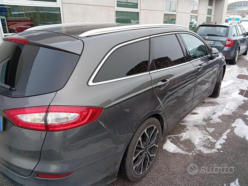 Usata Ford Mondeo 150 CV (110 kW) 2017 Grigio Station wagon