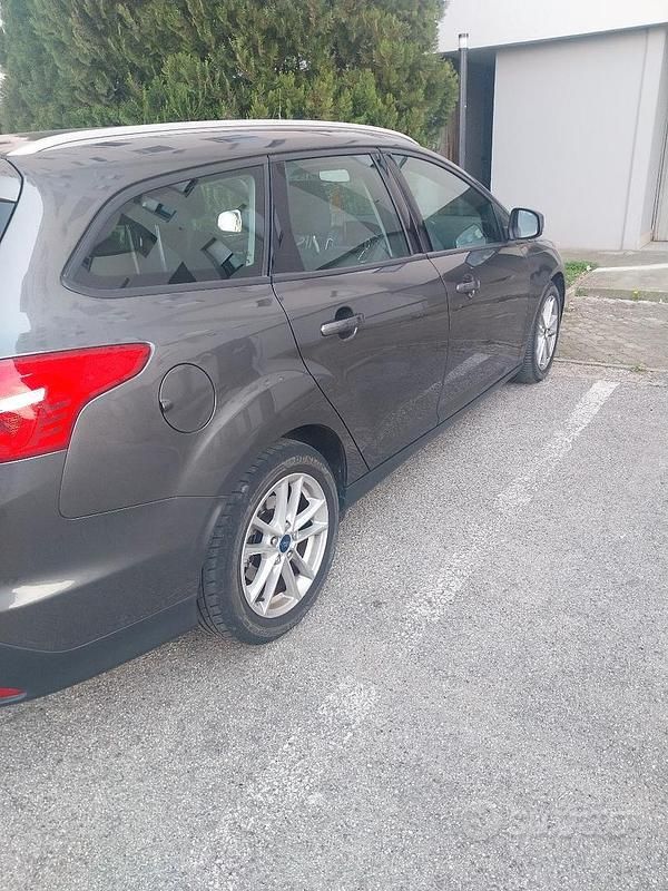 Usata Ford Focus 120 CV (88 kW) 2016 Station wagon