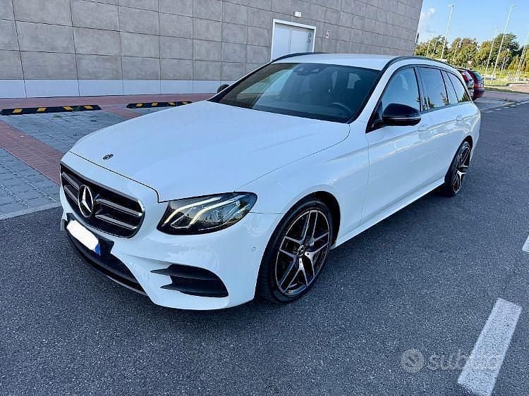 Usata Mercedes E220 AMG 194 CV (142 kW) 2018 Bianco Station wagon