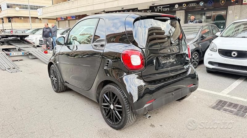 Usata Smart ForTwo Coupé Prime 90 CV (66 kW) 2019 Nero Coupé