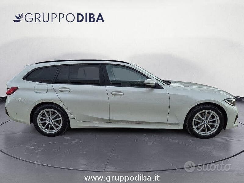 Usata BMW 320e Advantage 190 CV (139 kW) 2021 Bianco Station wagon