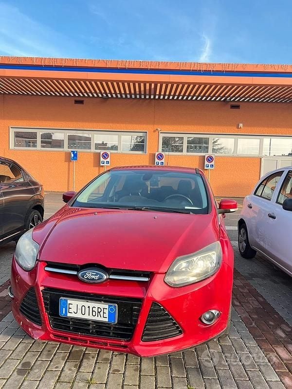 Usata 2011 Ford Focus Berlina | 2000 € (Ottimo prezzo) - Immagine 1/4