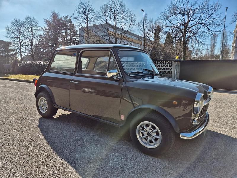 Usata Innocenti Mini 66 CV (48 kW) 1976 Marrone Utilitaria