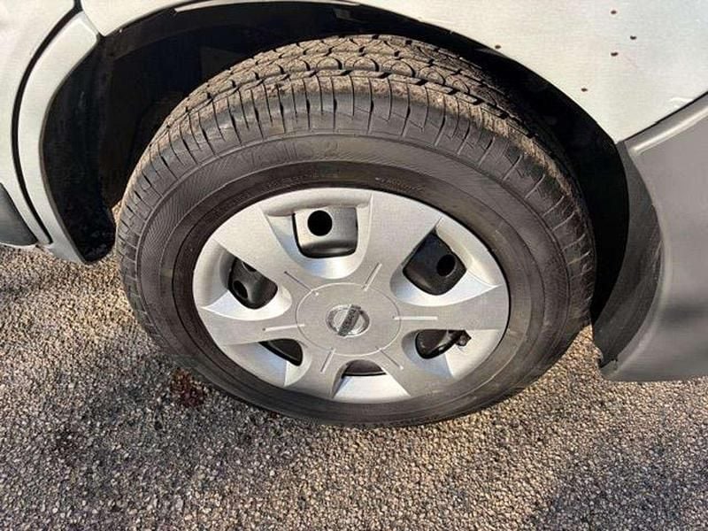 Usata Nissan Primastar 101 CV (74 kW) 2005 Grigio Monovolume