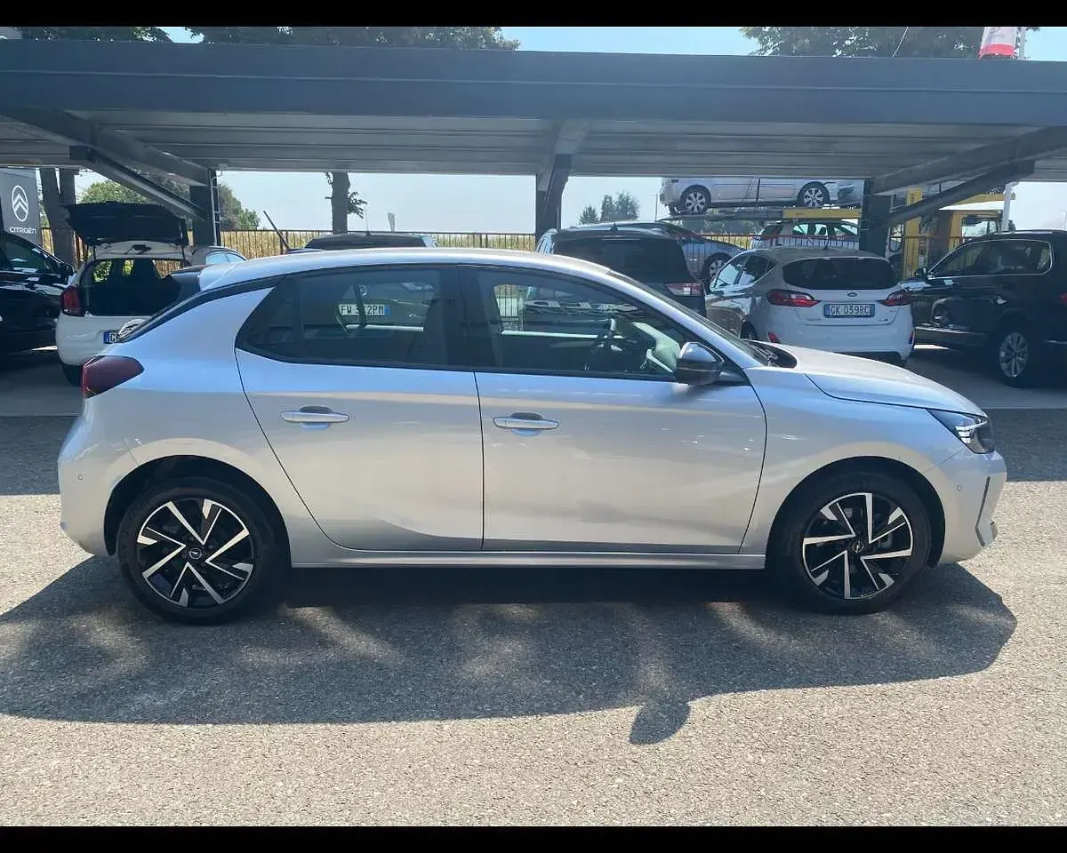 Usata Opel Corsa S 101 CV (74 kW) 2025 Argento Utilitaria