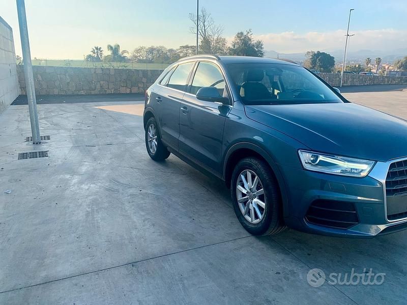 Usata Audi Q3 Business 150 CV (110 kW) 2017 Blu SUV