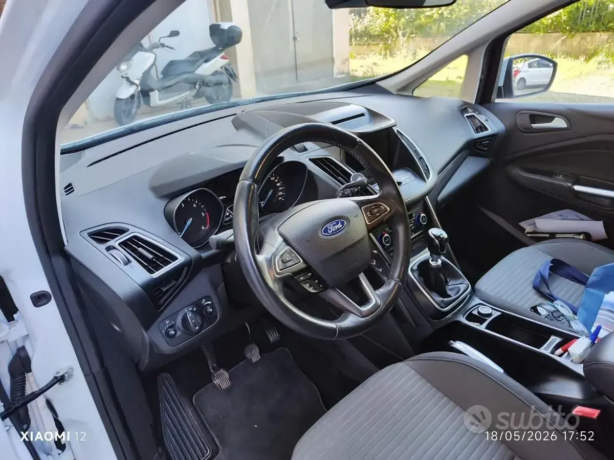 Usata Ford C-MAX Titanium 120 CV (88 kW) 2018 Bianco Monovolume