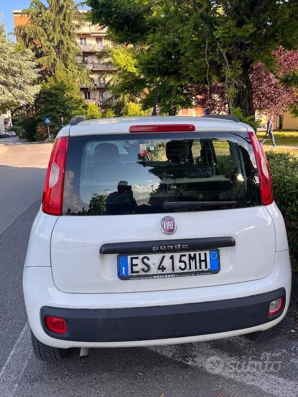 Usata Fiat Panda Lounge 80 CV (58 kW) 2013 Bianco Utilitaria