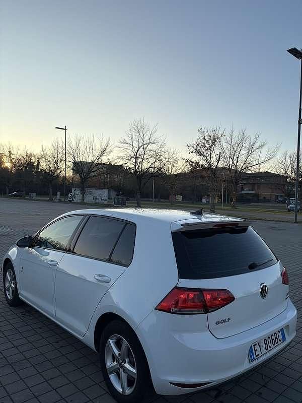 Usata VW Golf VII GTD 105 CV (77 kW) 2014 Bianco Utilitaria
