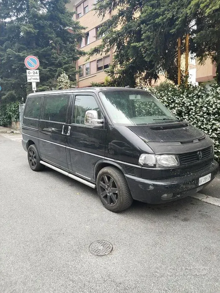 Usata VW Transporter 68 CV (50 kW) 1998 Nero Furgone