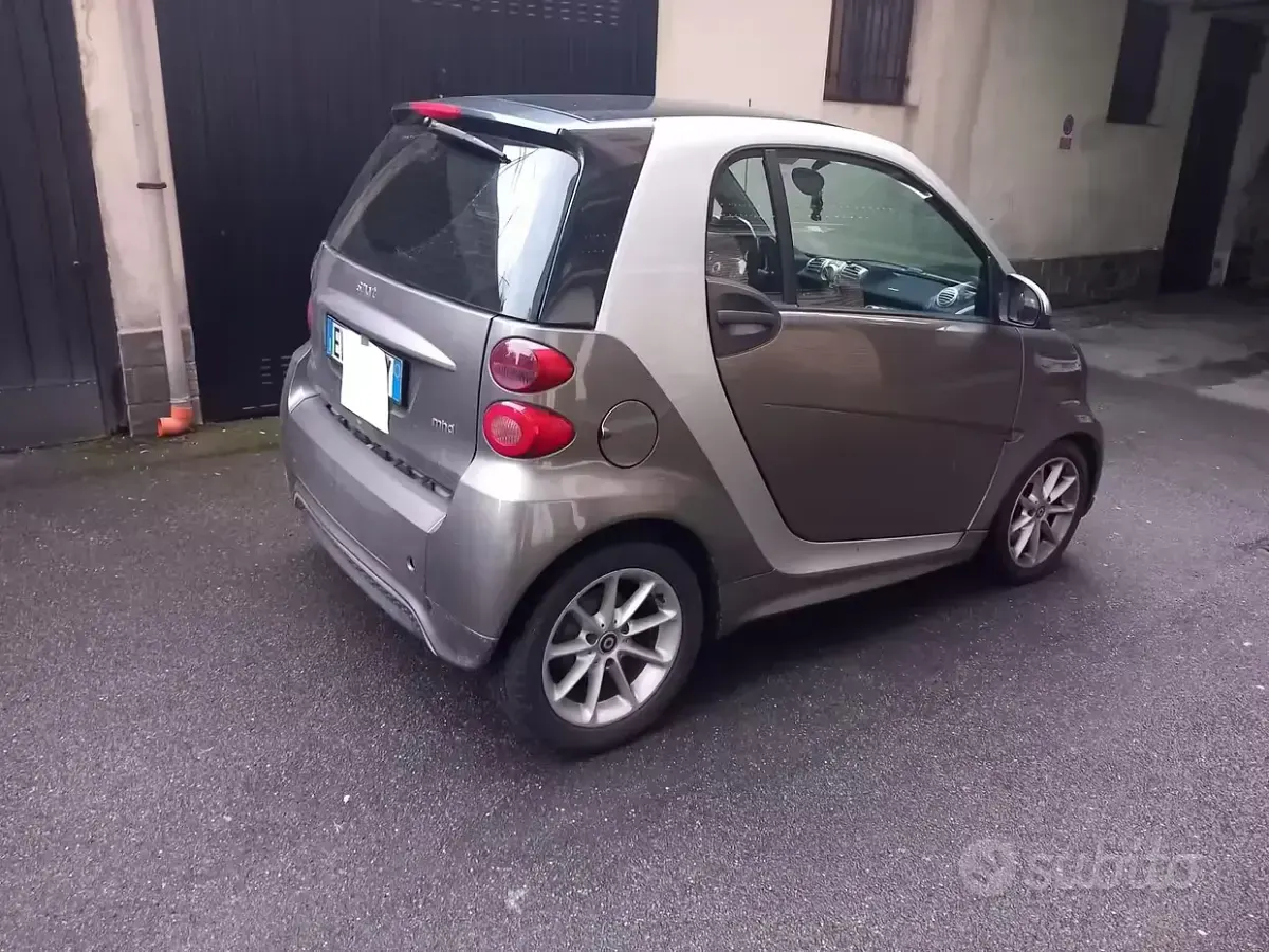 Usata Smart ForTwo Coupé 71 CV (52 kW) 2024 Marrone Coupé