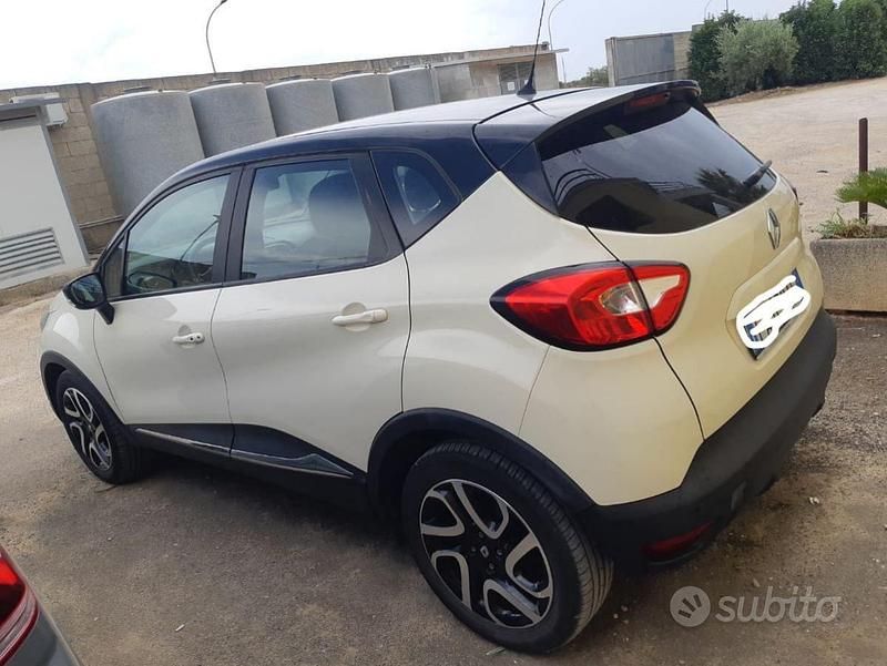 Usata Renault Captur Iconic 90 CV (66 kW) 2015 SUV