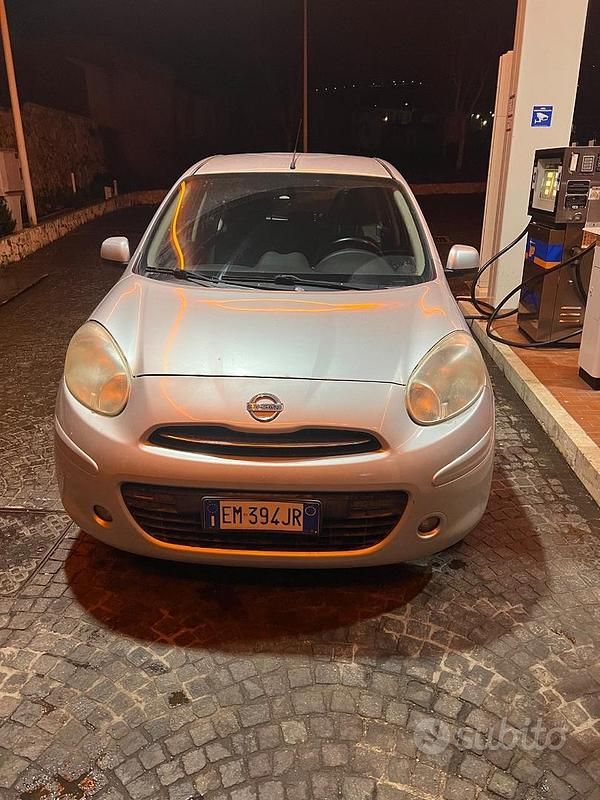 Usata Nissan Micra 80 CV (58 kW) 2012 Grigio Utilitaria