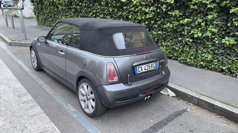 Usata Mini Cooper S Cabriolet 170 CV (125 kW) 2005 Grigio Cabrio