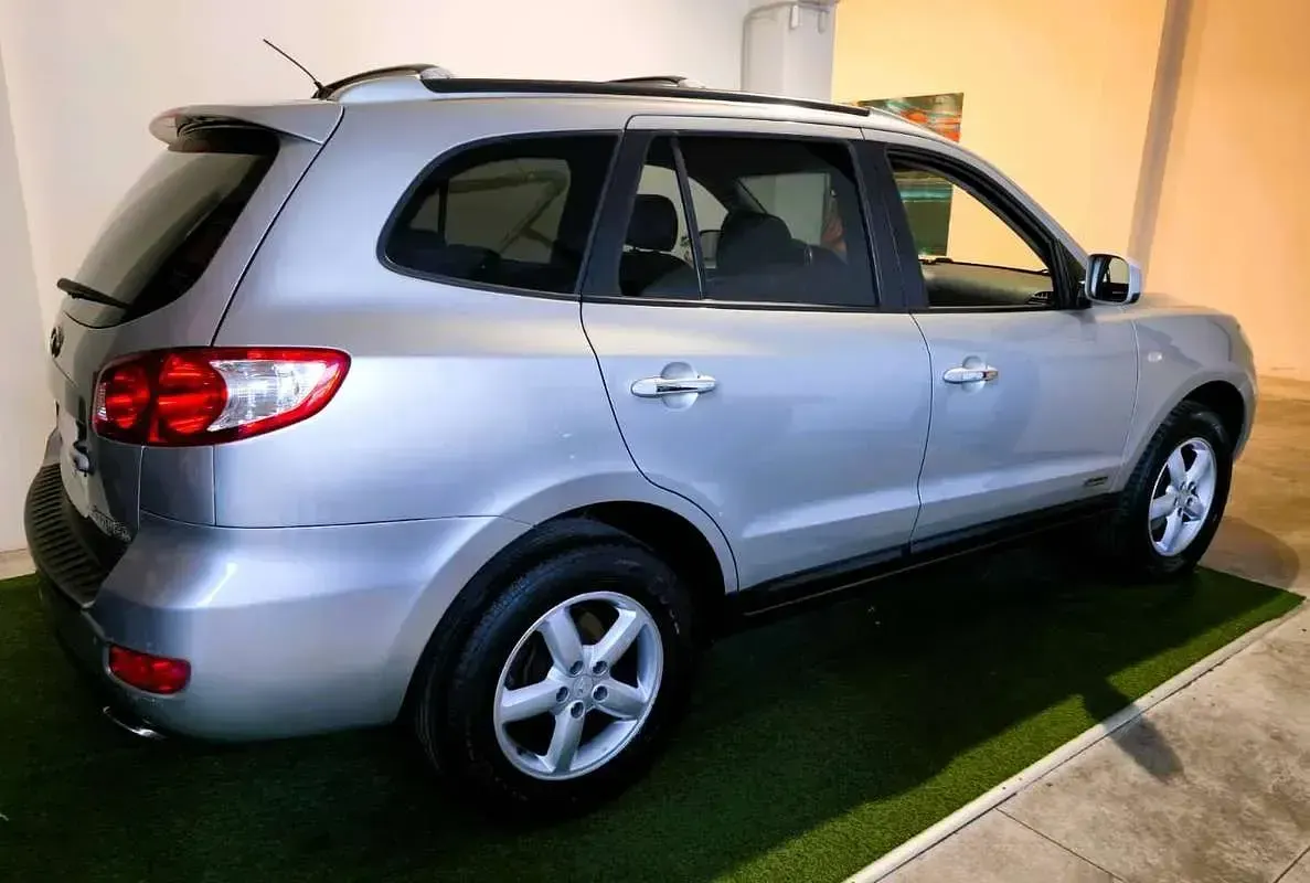 Usata Hyundai Santa Fe Dynamiq 155 CV (114 kW) 2006 Argento SUV