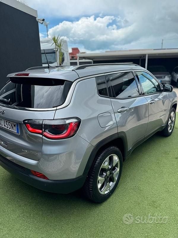 Usata Jeep Compass Limited 140 CV (102 kW) 2020 Grigio SUV