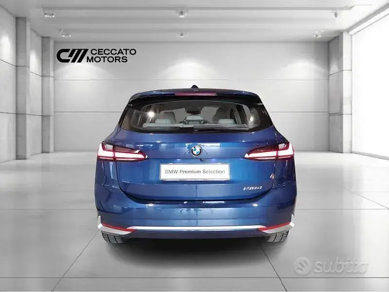 Usata BMW 218 Active Tourer Luxury Line 150 CV (110 kW) 2023 Blu Monovolume