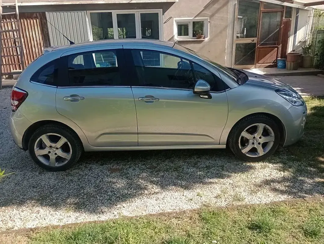 Usata Citroën C3 Feel 82 CV (60 kW) 2016 Argento Berlina
