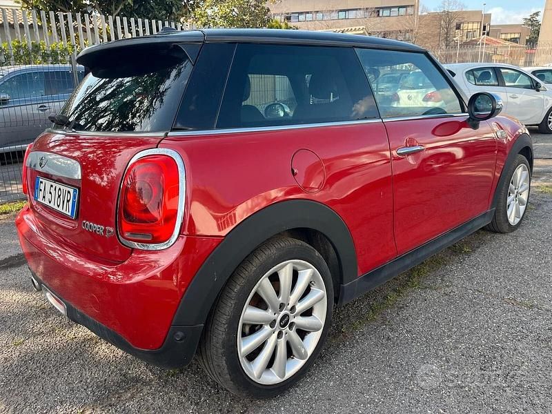 Usata Mini One D Business 115 CV (84 kW) 2015 Rosso Utilitaria