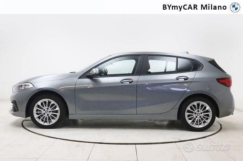 Usata BMW 118 Advantage 140 CV (102 kW) 2022 Grigio Utilitaria