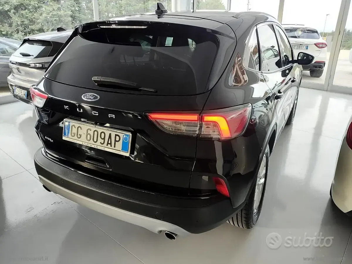 Usata Ford Kuga Titanium X 120 CV (88 kW) 2021 Nero SUV