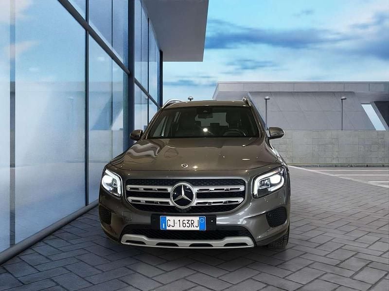 Usata Mercedes GLB200 150 CV (110 kW) 2022 Grigio scuro SUV