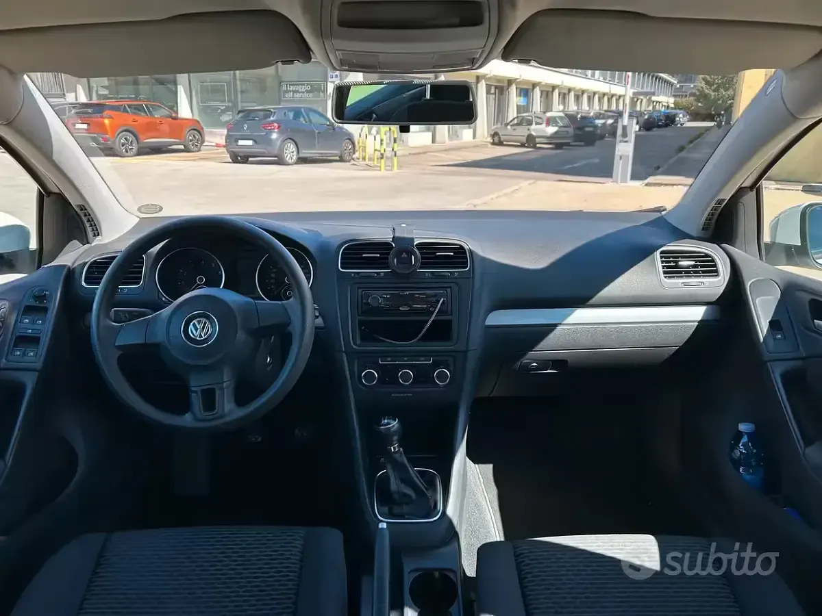 Usata VW Golf VI 80 CV (58 kW) 2011 Utilitaria