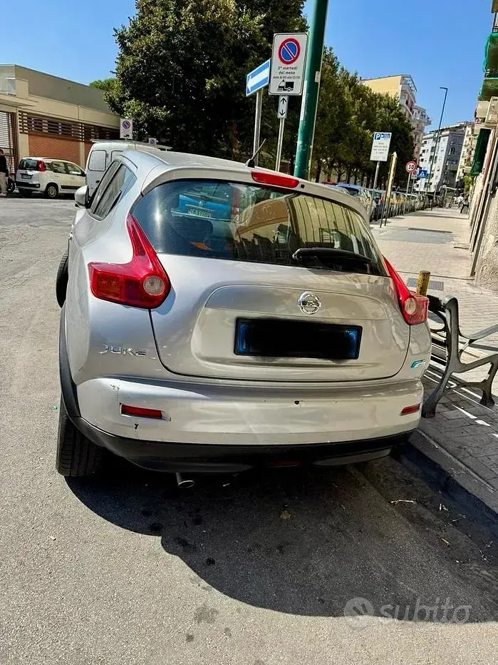 Usata Nissan Juke 110 CV (80 kW) 2011 Grigio SUV