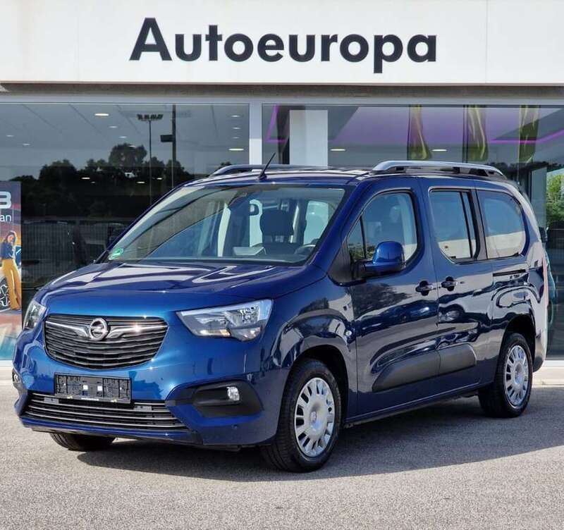 Usato 2019 Opel Combo Life 1.5 Benzin 110 CV (22.900 €)