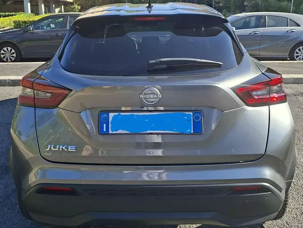 Usata Nissan Juke N-Connecta 114 CV (83 kW) 2024 Grigio SUV