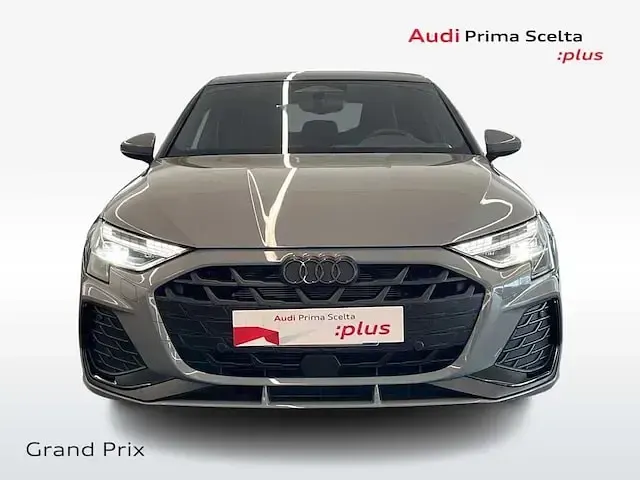 Nuova Audi A3 Sportback e-tron S-Line 150 CV (110 kW) 2026 Colore carrozzeria personalizzato audi exclusive Utilitaria