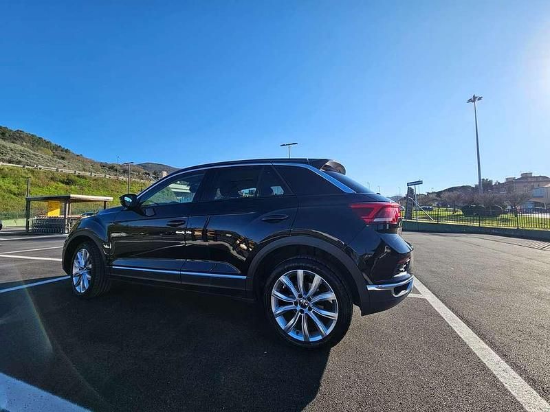 Usata VW T-Roc Advance 116 CV (85 kW) 2021 Nero SUV
