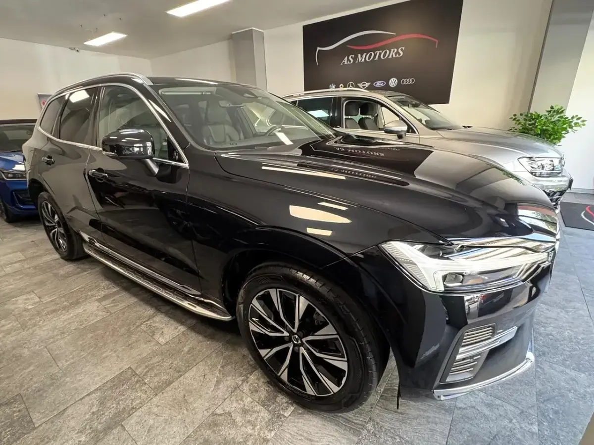 Usata Volvo XC60 197 CV (144 kW) 2023 Nero SUV