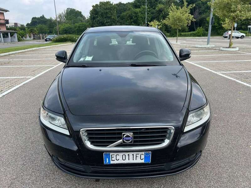 Usata Volvo V50 114 CV (83 kW) 2010 Nero Station wagon