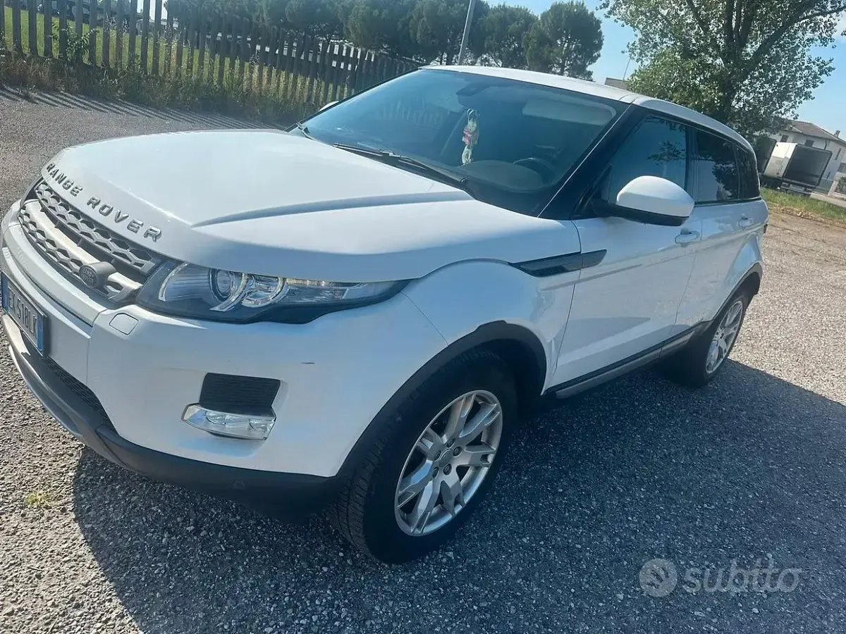 Usata Land Rover Range Rover evoque Prestige 150 CV (110 kW) 2014 Bianco SUV