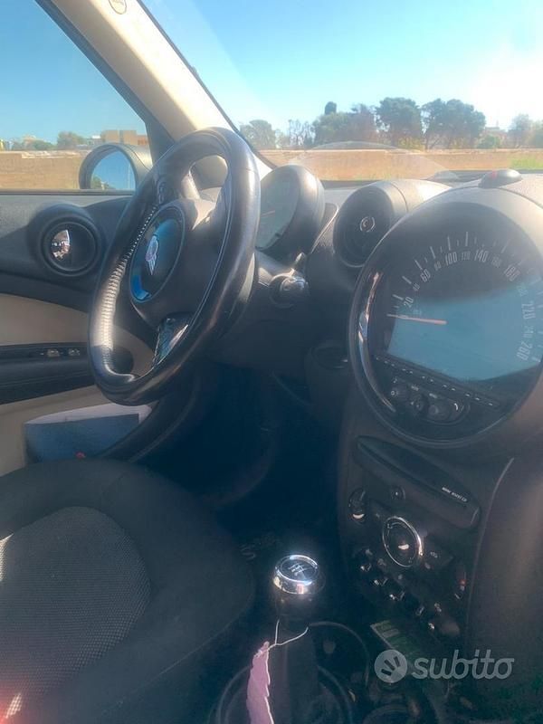 Usata Mini Cooper 2016 Bianco Utilitaria