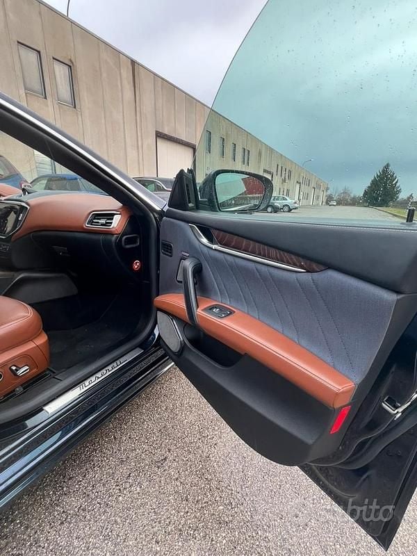 Usata Maserati Ghibli 430 CV (316 kW) 2020 Nero Berlina