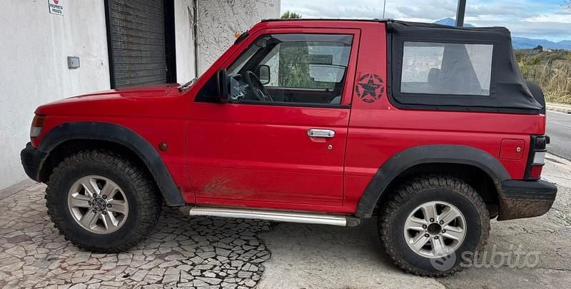 Occasion Mitsubishi Pajero 84 ch (61 kW) 1991 Rouge SUV