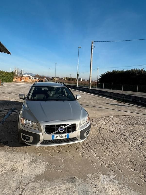 Usata Volvo XC70 2013 Grigio Station wagon