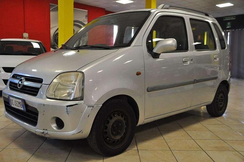 Usata Opel Agila Enjoy 60 CV (44 kW) 2006 Grigio Utilitaria