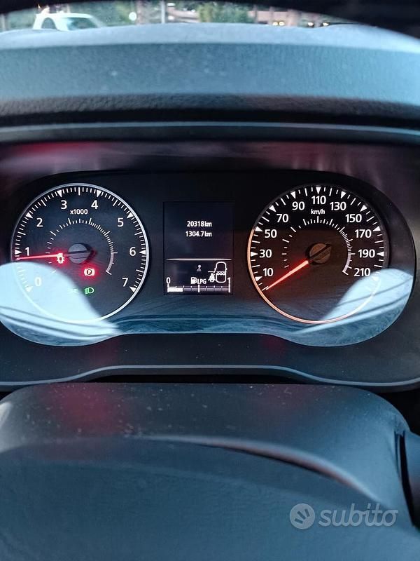 Blu Usata 2023 Dacia Duster Station wagon | 17.500 € (Buon prezzo) - Immagine 1/4