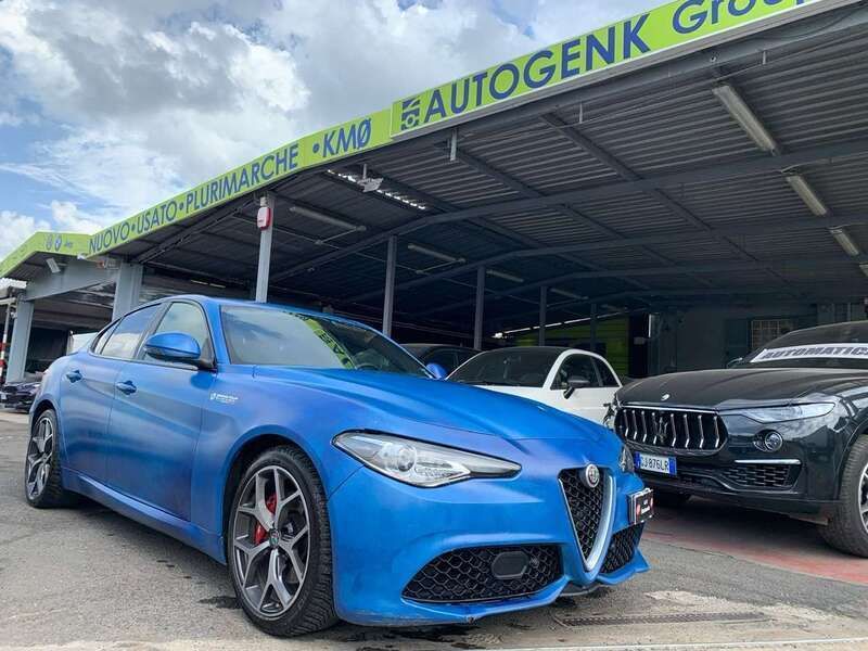 Blu/azzurro Usata 2019 Alfa Romeo Giulia Tre volumi | 22.990 € (Buon prezzo) - Immagine 1/3