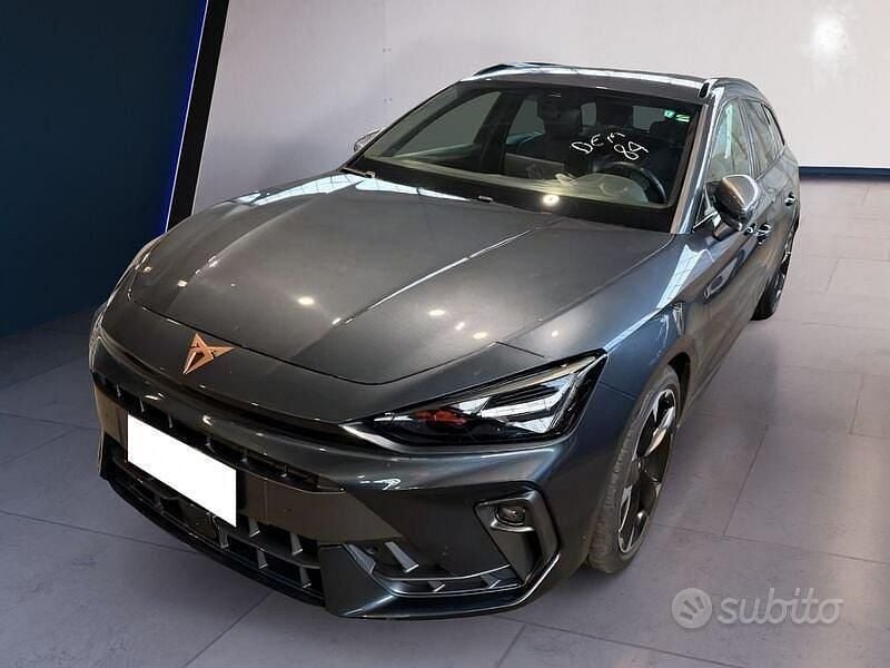 Grigio Usata 2025 Cupra Leon Station wagon | 27.400 € (Ottimo prezzo) - Immagine 1/4