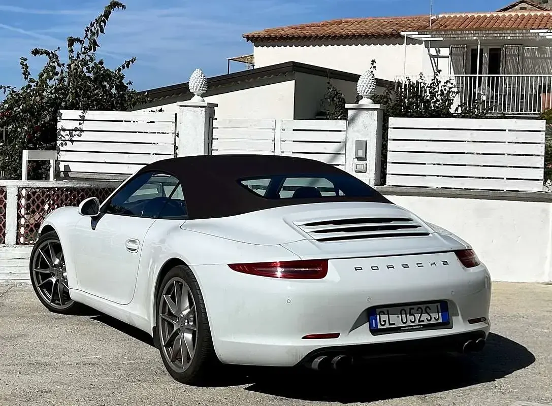 Usata Porsche 911 Carrera 349 CV (256 kW) 2013 Bianco Coupé