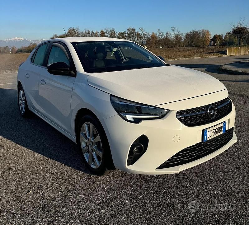 Usata Opel Corsa Edition 101 CV (74 kW) 2020 Beige Berlina