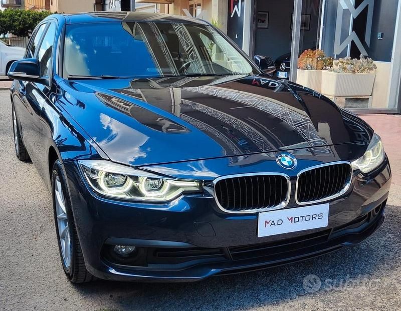 Usata BMW 318 Advantage 150 CV (110 kW) 2016 Blu Station wagon