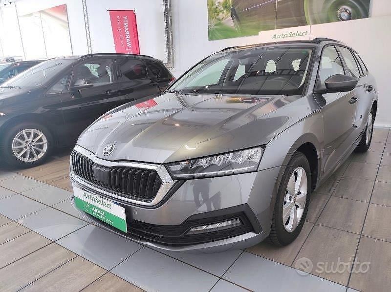 Usata Skoda Octavia Executive 116 CV (85 kW) 2021 Grigio Station wagon