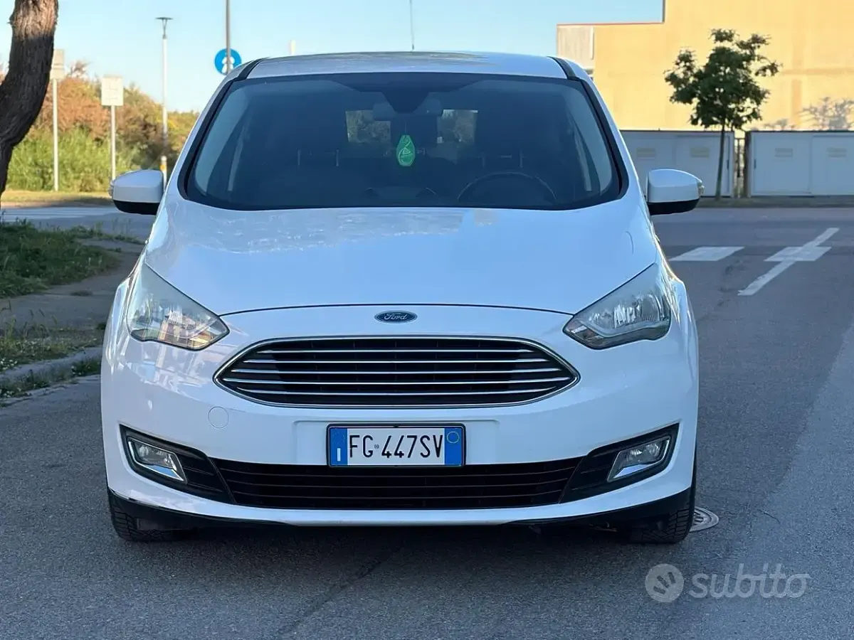 Occasion Ford C-MAX Titanium 120 ch (88 kW) 2017 Blanc Monospace