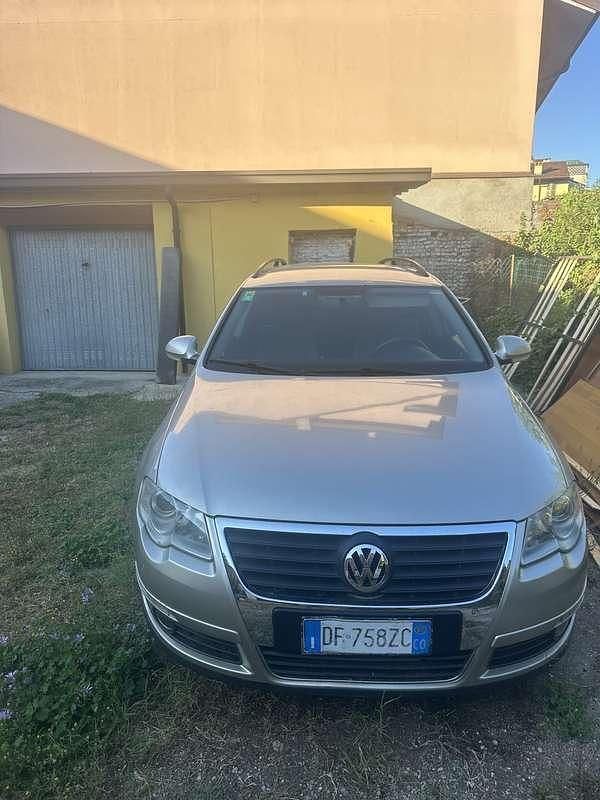 Usata 2007 VW Passat Comfortline Station wagon | 2500 € (Ottimo prezzo) - Immagine 1/4
